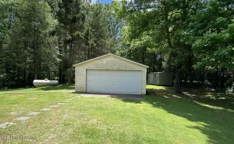 Exterior - 2765 Nesbit Rd, Nesbit, MS 38651 photo 3 of 11