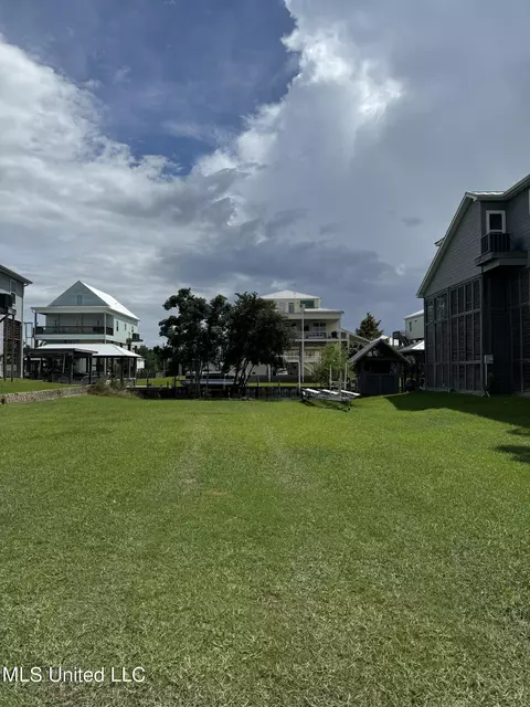 lot12 Elaine Dr, Bay Saint Louis, MS 39520