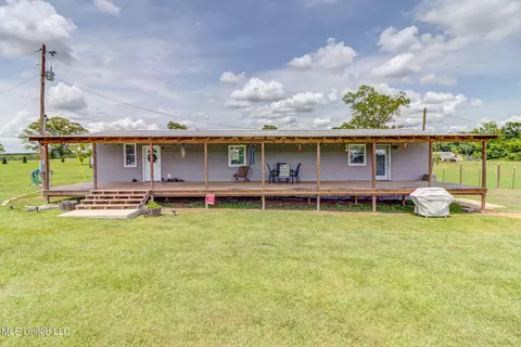13 Lilliemae Ln, Poplarville, MS 39470