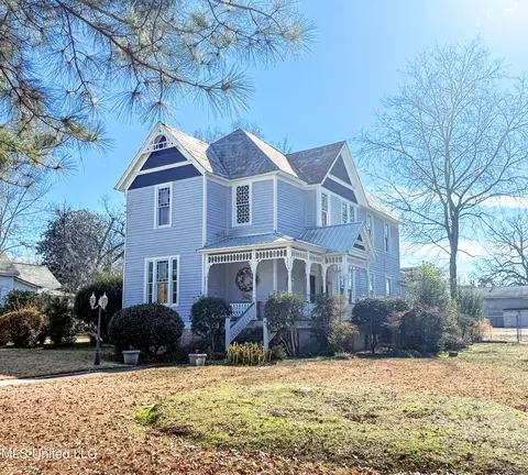 502 E Georgetown St, Crystal Springs, MS 39059