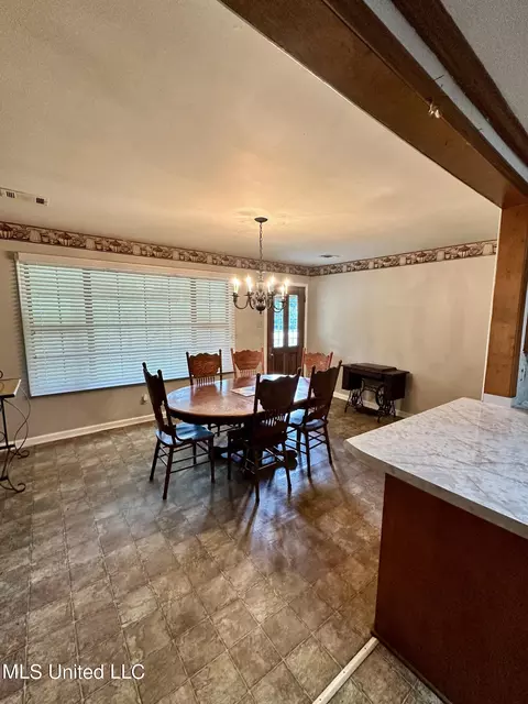 Dining - 24076 Highway 8 E, Grenada, MS 38901 photo 2 of 2