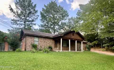 Exterior - 24076 Highway 8 E, Grenada, MS 38901 photo 2 of 6