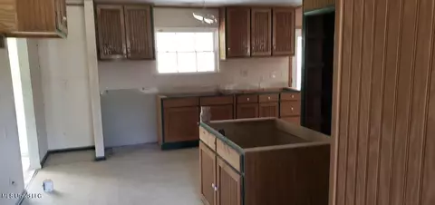 Kitchen - 1030 Man Moulds Rd, Lucedale, MS 39452 photo 1 of 1