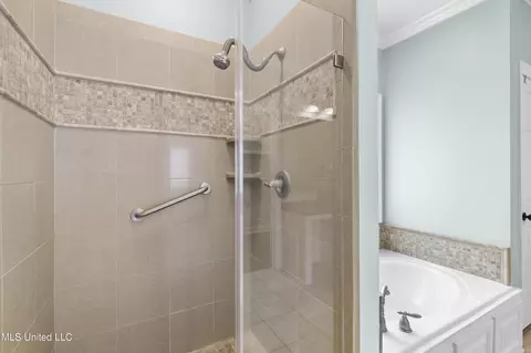 Bath - 608 Highleadon Pl, Madison, MS 39110 photo 5 of 7