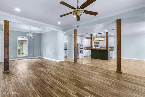 Living - 608 Highleadon Pl, Madison, MS 39110 photo 6 of 7