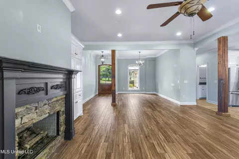 Living - 608 Highleadon Pl, Madison, MS 39110 photo 5 of 7