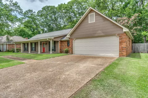 Exterior - 127 Sumac Dr, Madison, MS 39110 photo 1 of 8