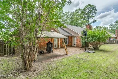 Exterior - 127 Sumac Dr, Madison, MS 39110 photo 4 of 8