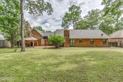 Exterior - 127 Sumac Dr, Madison, MS 39110 photo 3 of 8
