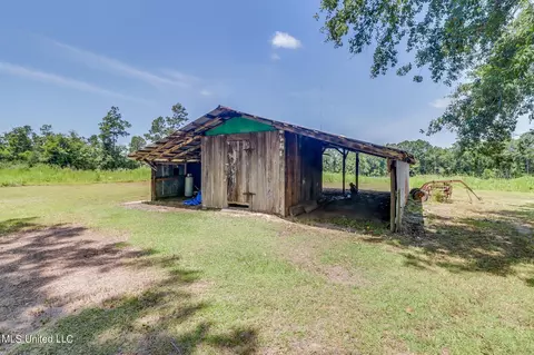 869 City Rd, Perkinston, MS 39573 photo 21
