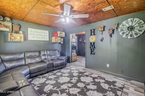 869 City Rd, Perkinston, MS 39573 photo 12