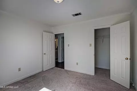 Bedroom - 861 Laurel Dr, Flowood, MS 39232 photo 4 of 6