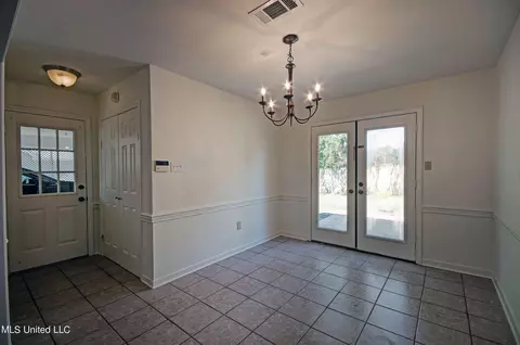 Entry Way - 861 Laurel Dr, Flowood, MS 39232 photo 1 of 1