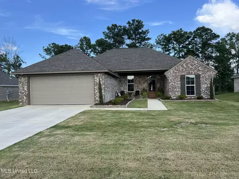 112 Rotherfield Pl, Canton, MS 39046 photo 1