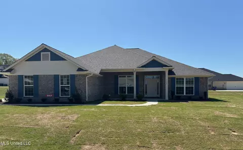7840 Mary Mccoy Dr, Horn Lake, MS 38637