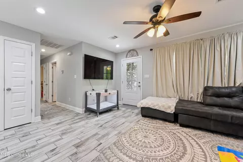 912 Central Ave, Picayune, MS 39466 photo 29