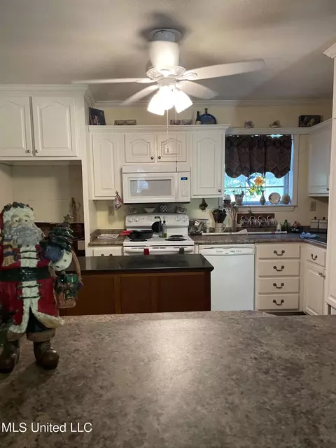 277 Byhalia Cv, Hernando, MS 38632 photo 9