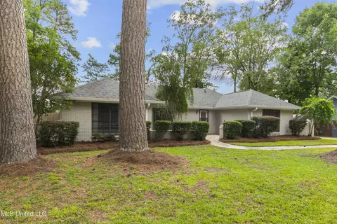 305 Camelia Trl, Brandon, MS 39047 photo 3