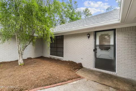 305 Camelia Trl, Brandon, MS 39047 photo 6
