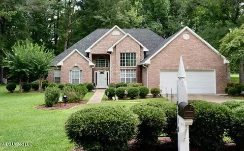 6510 Grandview Cv, Raymond, MS 39154