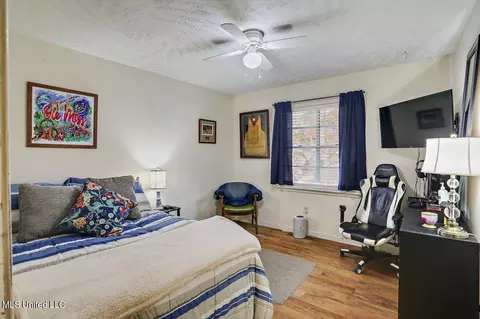 Bedroom - 2813 Pine Circle Dr, Pearl, MS 39208 photo 3 of 3