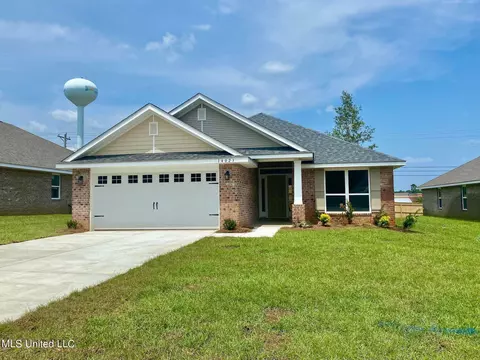 14023 Oak Arbor Dr, Gulfport, MS 39503