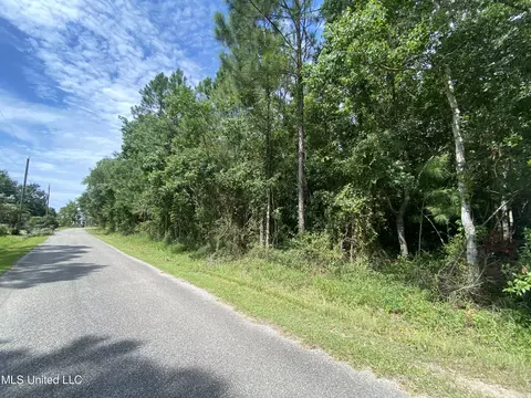 Foster Drive, Pass Christian, MS 39571