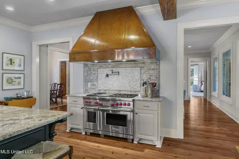 Kitchen - 107 Fenwick Cir, Madison, MS 39110 photo 3 of 12
