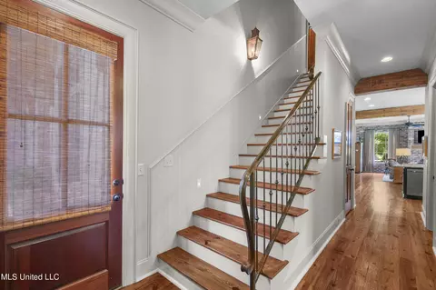Entry Way - 107 Fenwick Cir, Madison, MS 39110 photo 10 of 11