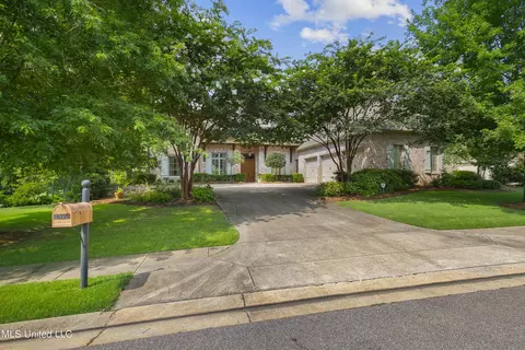 107 Fenwick Cir, Madison, MS 39110