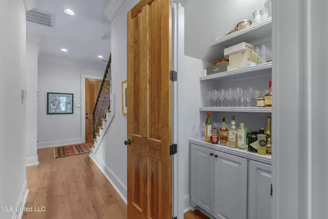 Entry Way - 107 Fenwick Cir, Madison, MS 39110 photo 5 of 11