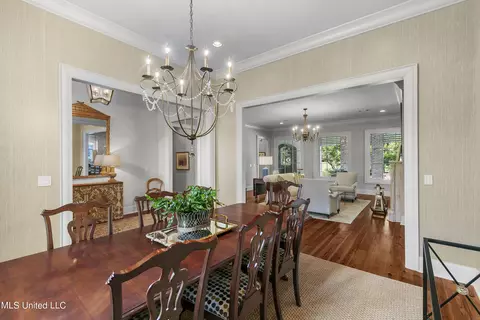 Dining - 107 Fenwick Cir, Madison, MS 39110 photo 3 of 3
