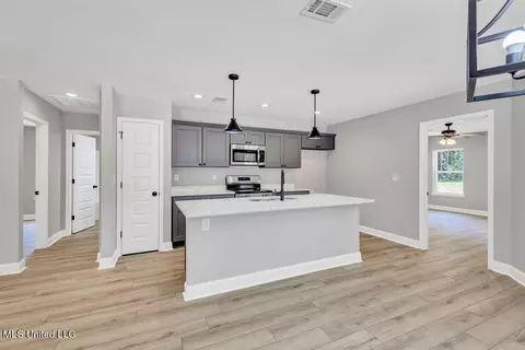 10219 Possum Fork Rd, Picayune, MS 39466 photo 6