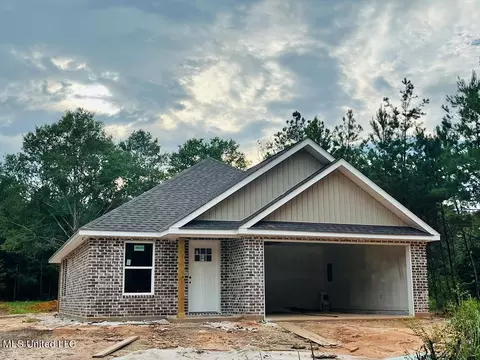 10213 Possum Fork Rd, Picayune, MS 39466