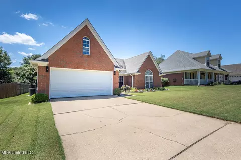 1405 N Pendulum Dr, Hernando, MS 38632 photo 2