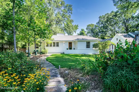 1044 Manship St, Jackson, MS 39202