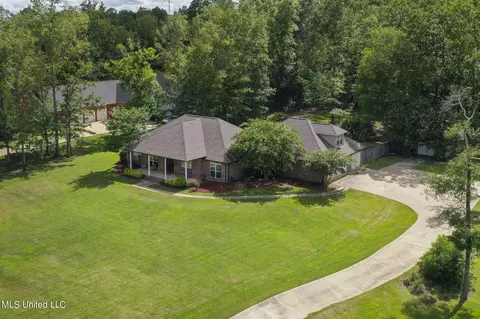 120 Virginia Valley Dr, Brandon, MS 39047