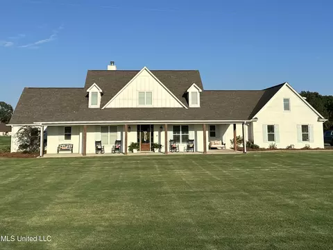 3088 S Fogg Rd, Hernando, MS 38632