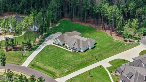 Other - 172 Fallen Oaks Dr, Brandon, MS 39047 photo 16 of 18