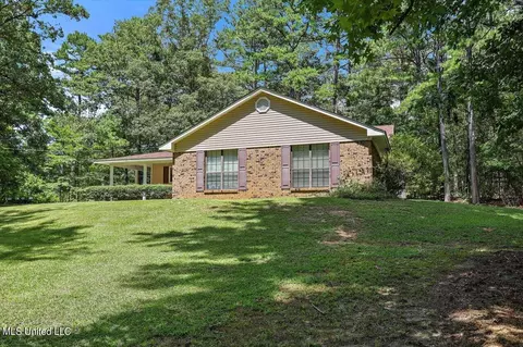 115 Hickory St, Brandon, MS 39042 photo 3