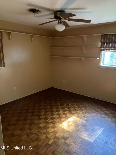 5265 Wayneland Dr, Jackson, MS 39211 photo 10