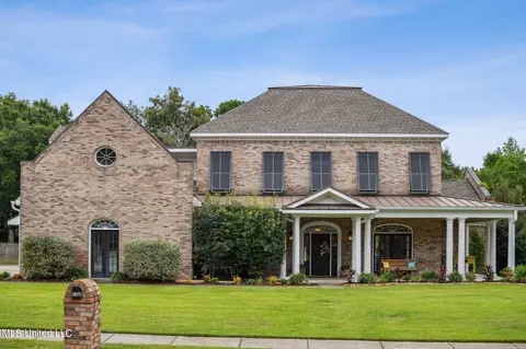 2306 Beau Chene Dr, Biloxi, MS 39532