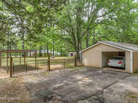Exterior - 15 Crestfield Rd, Coldwater, MS 38618 photo 10 of 19
