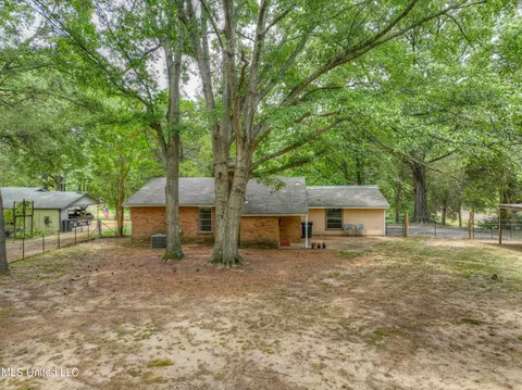 Exterior - 15 Crestfield Rd, Coldwater, MS 38618 photo 14 of 19