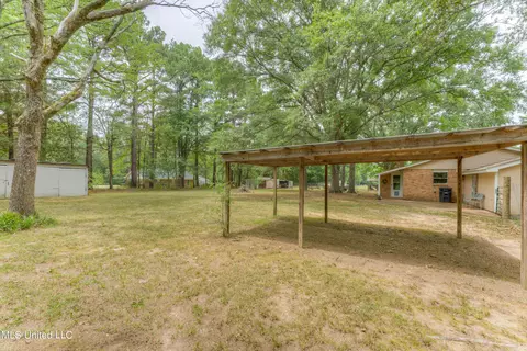 Exterior - 15 Crestfield Rd, Coldwater, MS 38618 photo 8 of 19