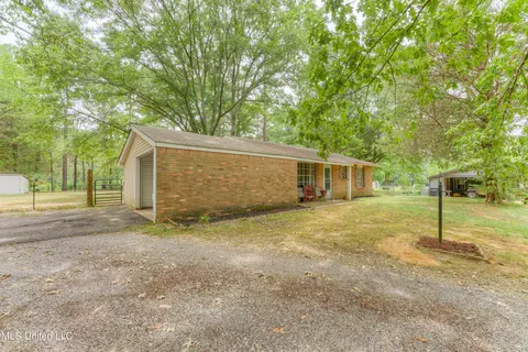 Exterior - 15 Crestfield Rd, Coldwater, MS 38618 photo 9 of 19
