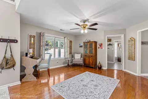Entry Way - 920 W Green T Lk, Hernando, MS 38632 photo 4 of 9