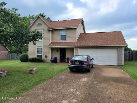 1214 Thames Dr, Southaven, MS 38671