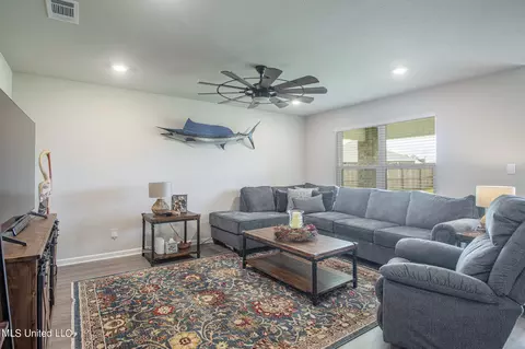 Living - 1023 Enclave Cir, Long Beach, MS 39560 photo 1 of 2
