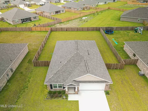 View/Area - 1023 Enclave Cir, Long Beach, MS 39560 photo 1 of 1